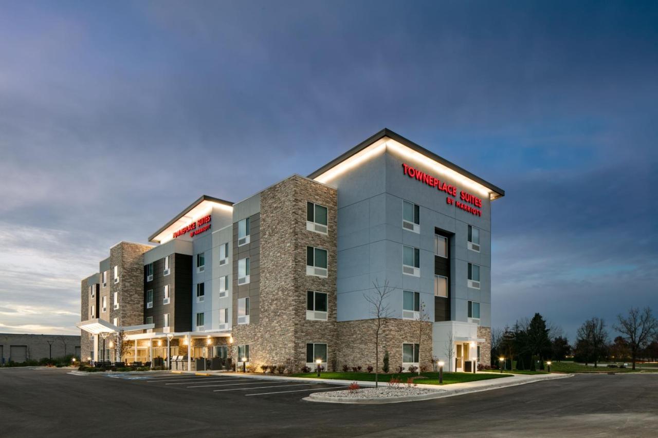 Towneplace Suites By Marriott Oconomowoc Eksteriør billede